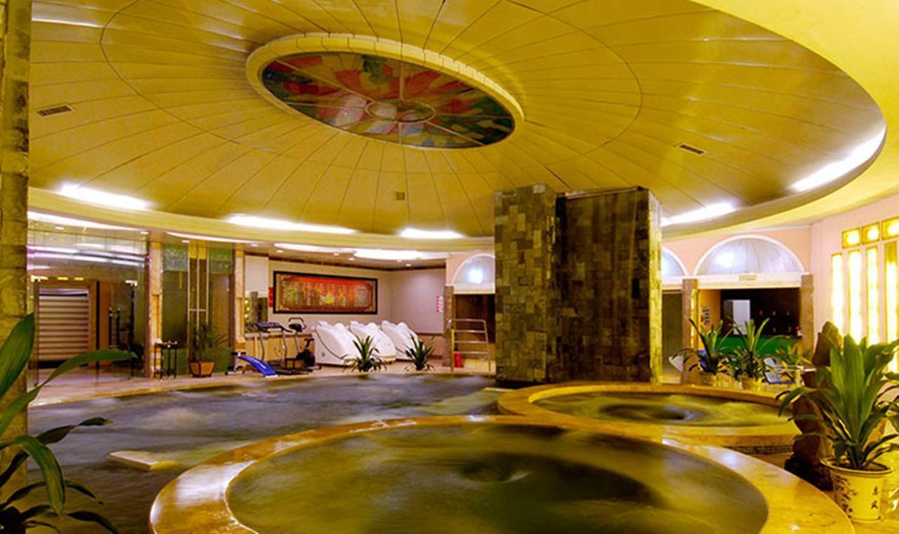 Lijiang Waterfall Hotel גווילין מראה חיצוני תמונה